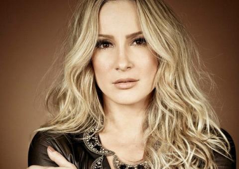 Claudia Leitte se perde de filho nos EUA, diz jornal